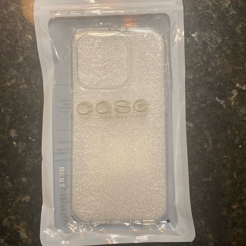iPhone 14 Pro clear case (New)
